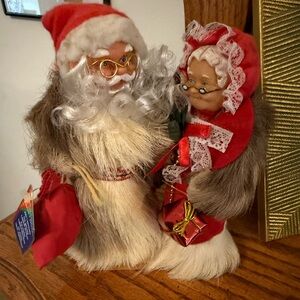 Vintage Christmas Finland Mr & Mrs Claus with COA  dressed in Fur